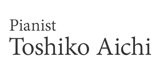 Pianist Toshiko AICHI
